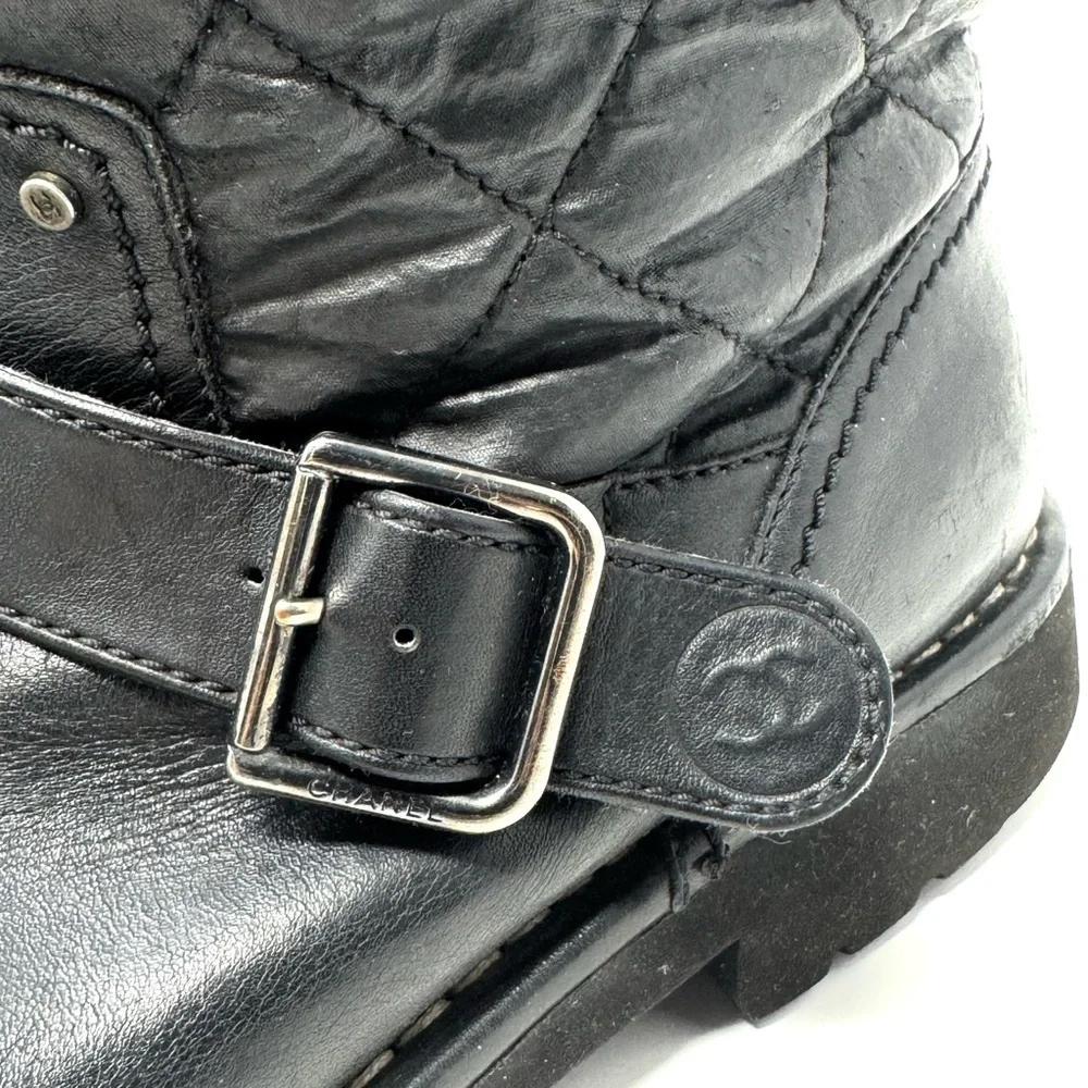 Chanel Black Quilted Calfskin Leather Biker Boots – CC Logo Moto Style (Sz 38.5)